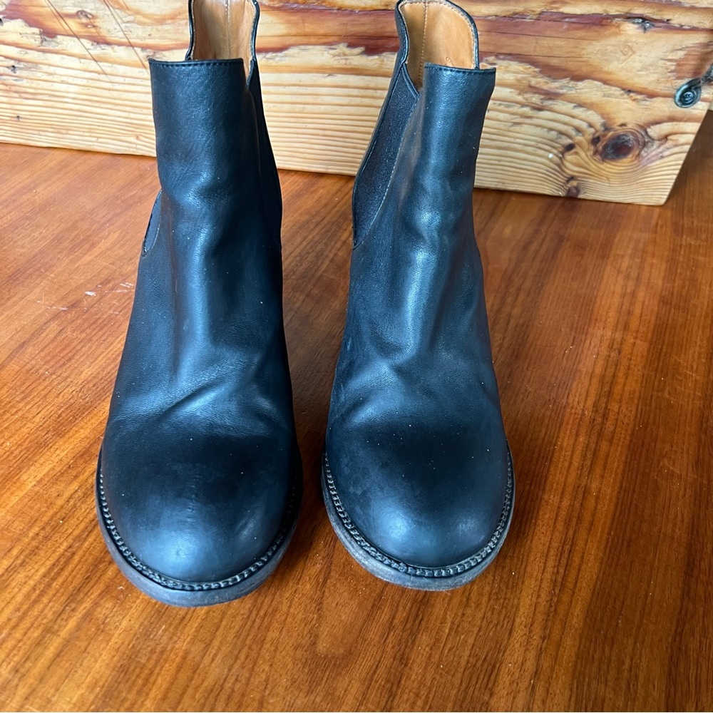 P. Monjo boots. Size 38. Leather. Scuff marks on heals.